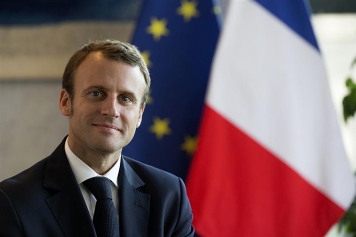 Who are France's 'Yellow Jacket' protesters and what do they want?