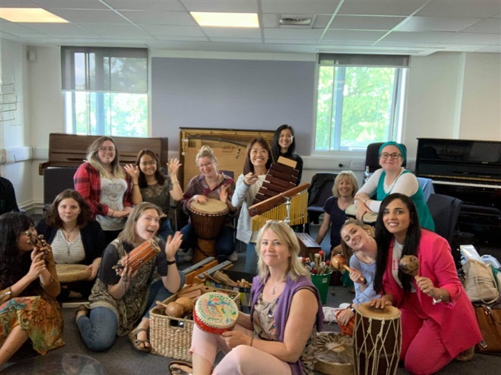 Ghada Abdel Rahim represents Egypt in a music therapy course at Britain’s largest university