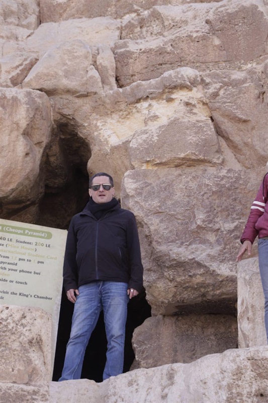 French Writer Pays Tribute to President Abdel Fattah El-Sisi in Dedication of His Latest Book: 'Sisi Bonaparte of Egypt