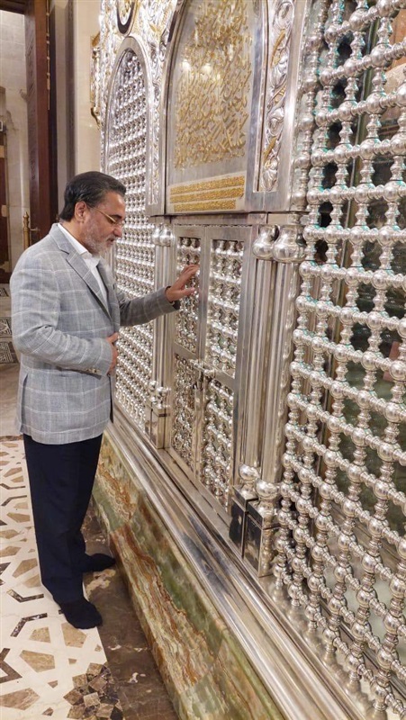 At five in the afternoon, Cairo time (11)