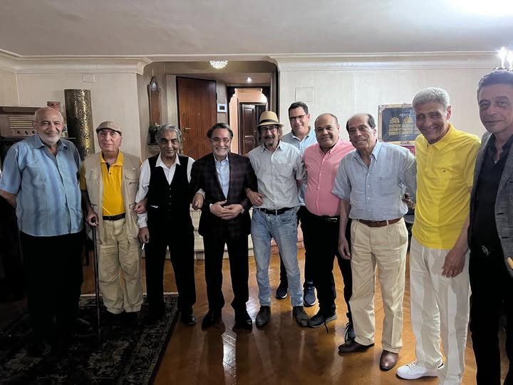 At five in the afternoon, Cairo time (24)