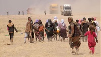 Thousands flee Daesh-controlled