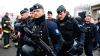 French police arrest