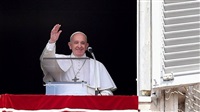 Pope gets stuck in
