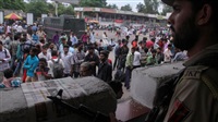 10  injured in blast