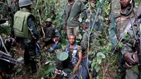 900 Prisoners Freed