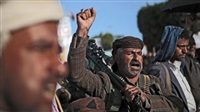 Houthis Capitalize
