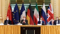 Iran threatens to