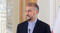 Iran hints at prisoner