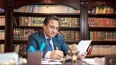 Abdel Rahim Ali Launches